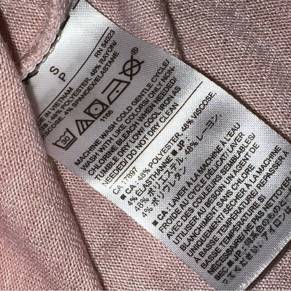 Pale Pink Banana Republic Blouse Size Small - Picture 3 of 3